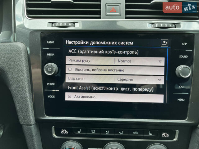 Сірий Фольксваген Гольф, об'ємом двигуна 1.6 л та пробігом 268 тис. км за 12900 $, фото 31 на Automoto.ua