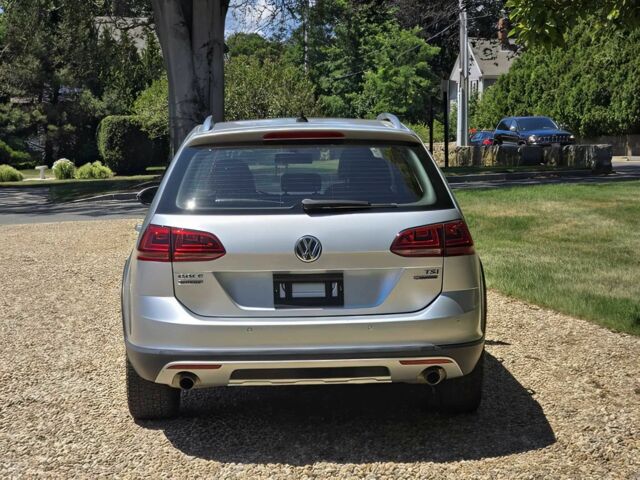 Серый Фольксваген Гольф, объемом двигателя 1.8 л и пробегом 67 тыс. км за 8000 $, фото 4 на Automoto.ua