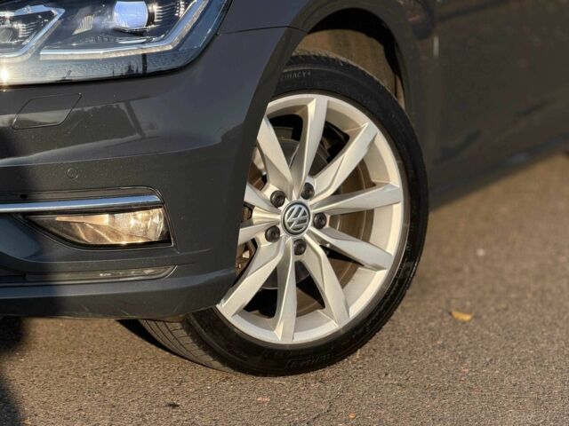 Серый Фольксваген Гольф, объемом двигателя 2 л и пробегом 330 тыс. км за 15300 $, фото 4 на Automoto.ua