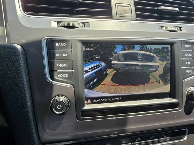 Серый Фольксваген Гольф, объемом двигателя 1.8 л и пробегом 52 тыс. км за 8800 $, фото 9 на Automoto.ua