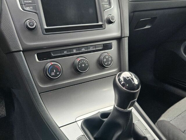 Серый Фольксваген Гольф, объемом двигателя 1.6 л и пробегом 206 тыс. км за 10499 $, фото 15 на Automoto.ua