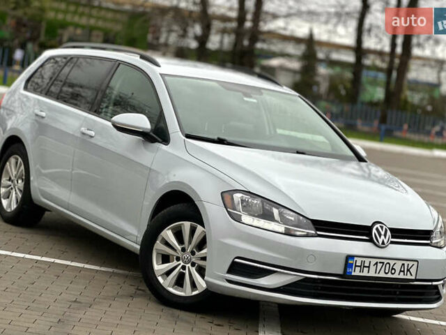 Серый Фольксваген Гольф, объемом двигателя 1.8 л и пробегом 100 тыс. км за 12700 $, фото 6 на Automoto.ua