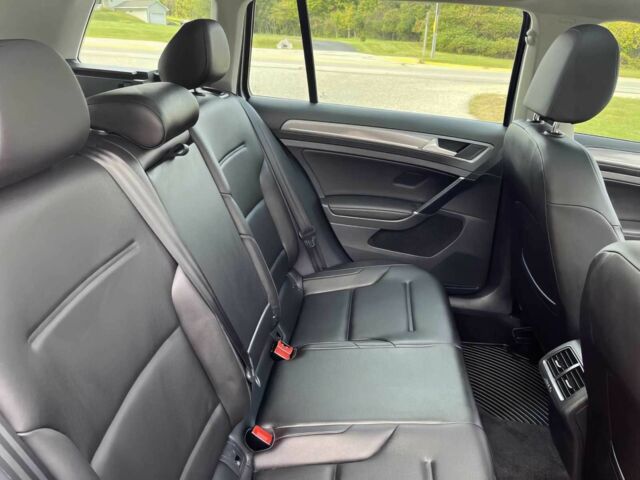 Серый Фольксваген Гольф, объемом двигателя 1.8 л и пробегом 50 тыс. км за 8000 $, фото 18 на Automoto.ua