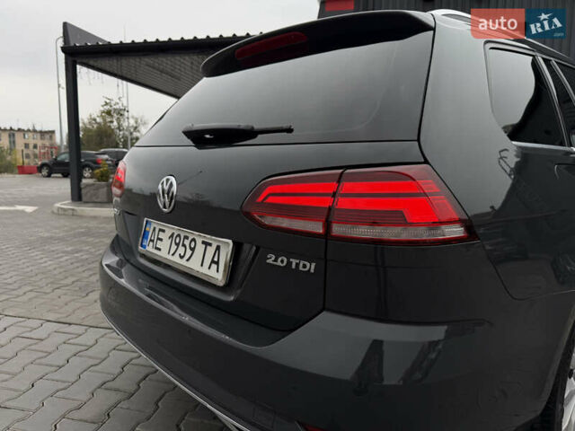 Серый Фольксваген Гольф, объемом двигателя 1.97 л и пробегом 328 тыс. км за 15600 $, фото 15 на Automoto.ua