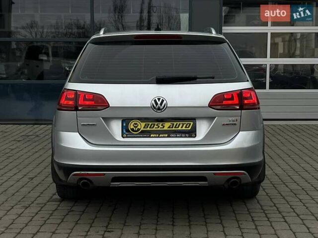 Серый Фольксваген Гольф, объемом двигателя 1.8 л и пробегом 105 тыс. км за 12700 $, фото 5 на Automoto.ua