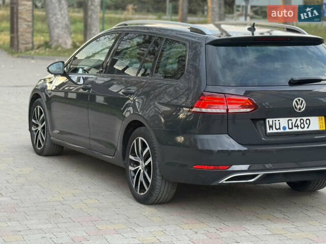 Серый Фольксваген Гольф, объемом двигателя 1.6 л и пробегом 221 тыс. км за 13950 $, фото 5 на Automoto.ua