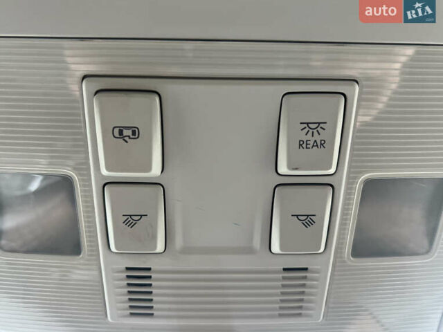 Серый Фольксваген Гольф, объемом двигателя 1.6 л и пробегом 237 тыс. км за 10900 $, фото 28 на Automoto.ua