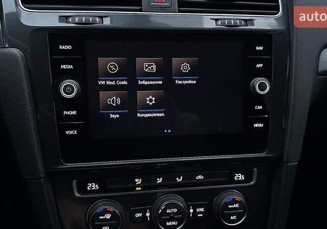 Сірий Фольксваген Гольф, об'ємом двигуна 1.6 л та пробігом 210 тис. км за 14500 $, фото 37 на Automoto.ua