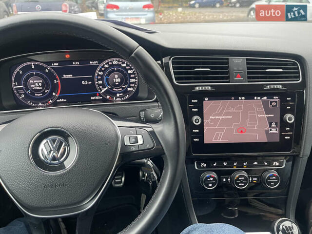 Серый Фольксваген Гольф, объемом двигателя 2 л и пробегом 260 тыс. км за 15550 $, фото 13 на Automoto.ua