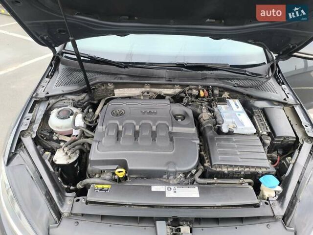 Серый Фольксваген Гольф, объемом двигателя 1.6 л и пробегом 256 тыс. км за 14450 $, фото 12 на Automoto.ua