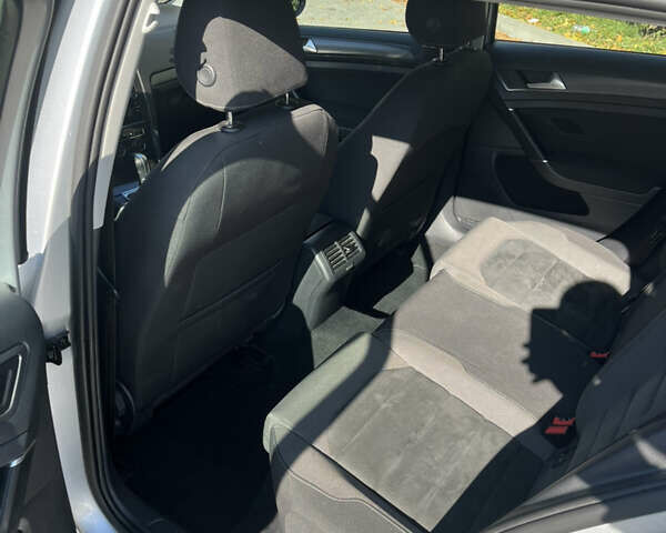 Сірий Фольксваген Гольф, об'ємом двигуна 1.6 л та пробігом 199 тис. км за 15600 $, фото 25 на Automoto.ua