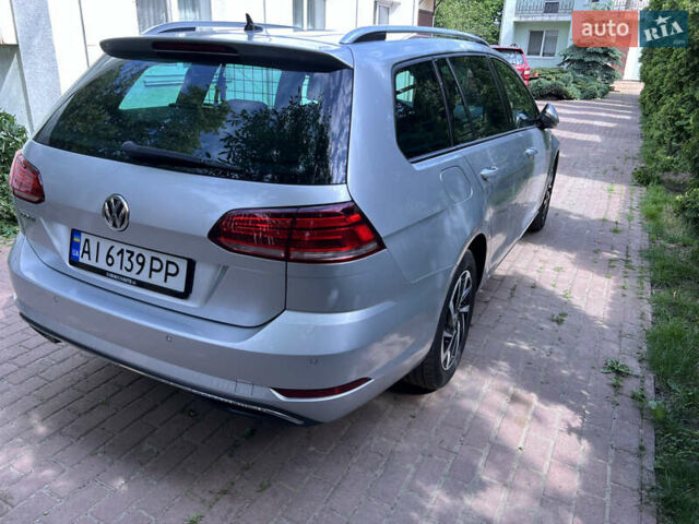 Серый Фольксваген Гольф, объемом двигателя 1.6 л и пробегом 250 тыс. км за 13990 $, фото 3 на Automoto.ua