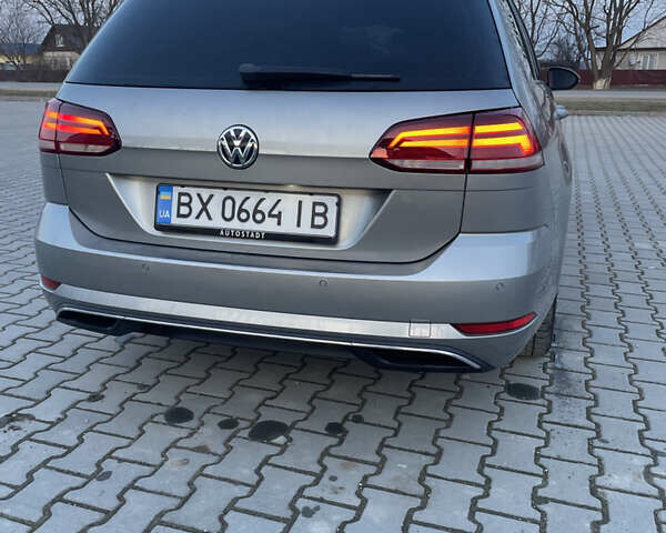 Сірий Фольксваген Гольф, об'ємом двигуна 1.6 л та пробігом 274 тис. км за 12500 $, фото 11 на Automoto.ua