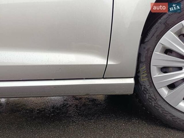 Сірий Фольксваген Гольф, об'ємом двигуна 1.6 л та пробігом 228 тис. км за 15100 $, фото 27 на Automoto.ua