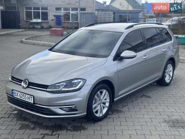 Серый Фольксваген Гольф, объемом двигателя 1.6 л и пробегом 228 тыс. км за 11500 $, фото 22 на Automoto.ua