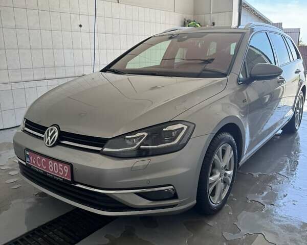 Сірий Фольксваген Гольф, об'ємом двигуна 2 л та пробігом 230 тис. км за 14850 $, фото 3 на Automoto.ua