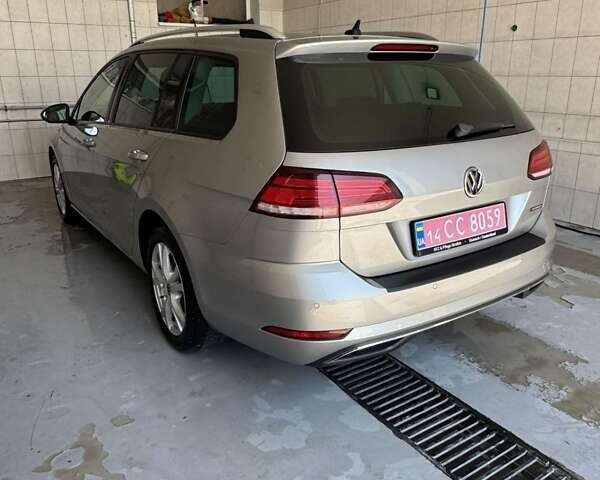 Сірий Фольксваген Гольф, об'ємом двигуна 2 л та пробігом 230 тис. км за 14850 $, фото 6 на Automoto.ua