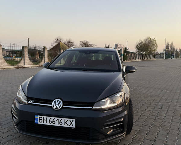 Серый Фольксваген Гольф, объемом двигателя 1.97 л и пробегом 218 тыс. км за 18200 $, фото 15 на Automoto.ua