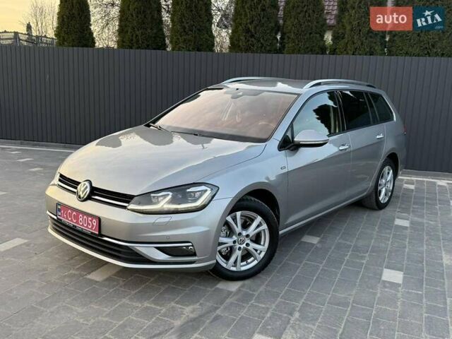 Серый Фольксваген Гольф, объемом двигателя 2 л и пробегом 228 тыс. км за 14350 $, фото 37 на Automoto.ua