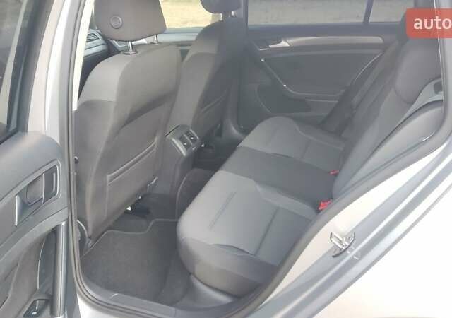 Сірий Фольксваген Гольф, об'ємом двигуна 1.6 л та пробігом 179 тис. км за 14199 $, фото 9 на Automoto.ua