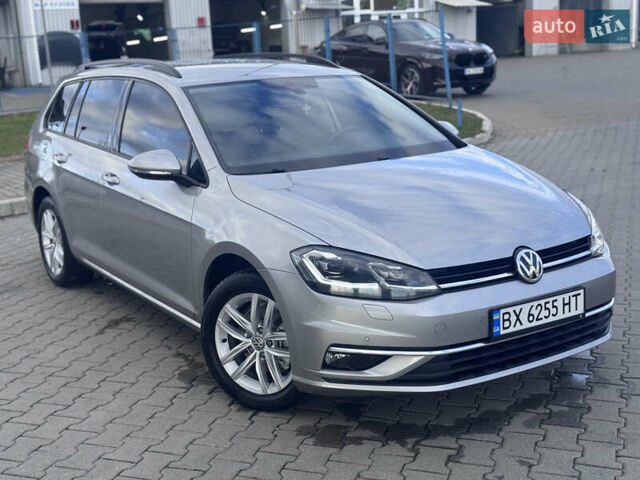 Серый Фольксваген Гольф, объемом двигателя 1.6 л и пробегом 228 тыс. км за 11500 $, фото 1 на Automoto.ua