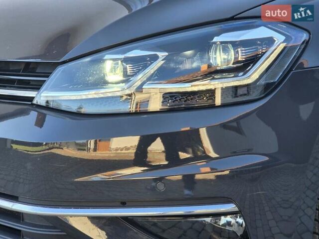 Серый Фольксваген Гольф, объемом двигателя 1.97 л и пробегом 210 тыс. км за 14999 $, фото 27 на Automoto.ua