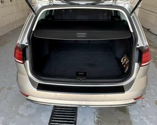 Сірий Фольксваген Гольф, об'ємом двигуна 2 л та пробігом 230 тис. км за 14850 $, фото 13 на Automoto.ua