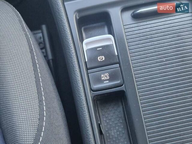 Серый Фольксваген Гольф, объемом двигателя 1.97 л и пробегом 210 тыс. км за 14999 $, фото 52 на Automoto.ua