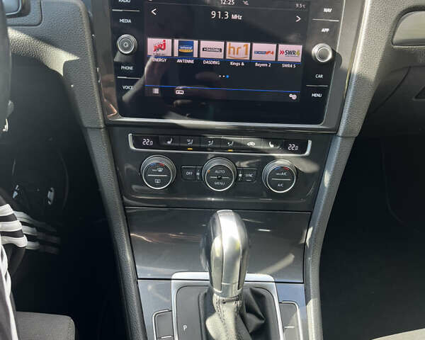 Сірий Фольксваген Гольф, об'ємом двигуна 1.6 л та пробігом 199 тис. км за 15600 $, фото 24 на Automoto.ua