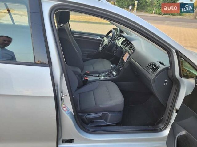 Серый Фольксваген Гольф, объемом двигателя 1.6 л и пробегом 161 тыс. км за 14500 $, фото 13 на Automoto.ua