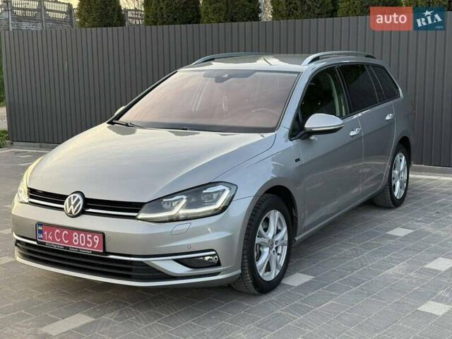 Серый Фольксваген Гольф, объемом двигателя 2 л и пробегом 228 тыс. км за 14350 $, фото 7 на Automoto.ua