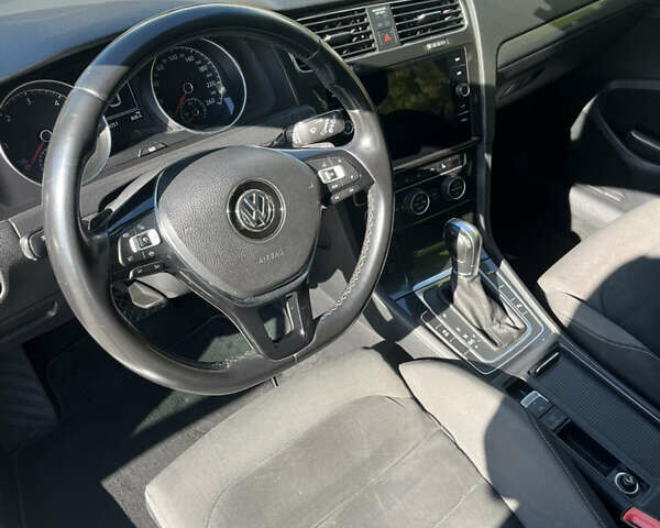 Сірий Фольксваген Гольф, об'ємом двигуна 1.6 л та пробігом 199 тис. км за 15600 $, фото 16 на Automoto.ua