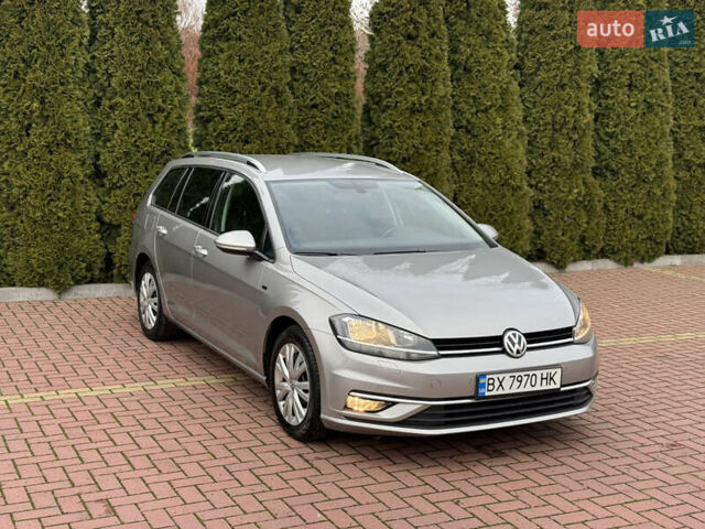 Сірий Фольксваген Гольф, об'ємом двигуна 1.6 л та пробігом 272 тис. км за 12000 $, фото 1 на Automoto.ua