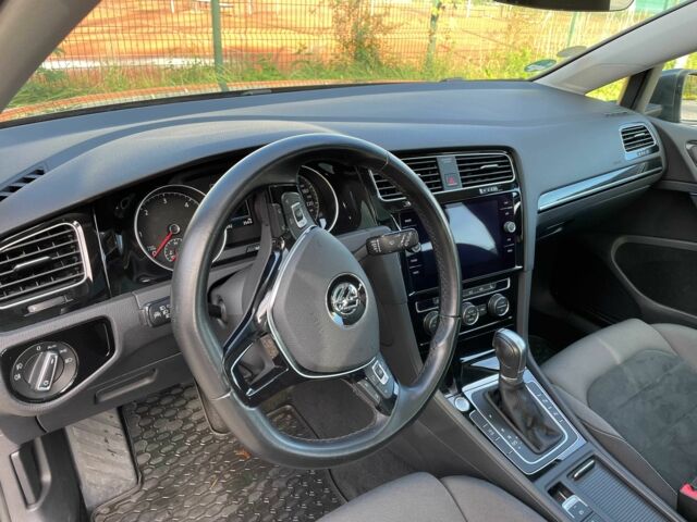 Серый Фольксваген Гольф, объемом двигателя 2 л и пробегом 158 тыс. км за 19300 $, фото 4 на Automoto.ua