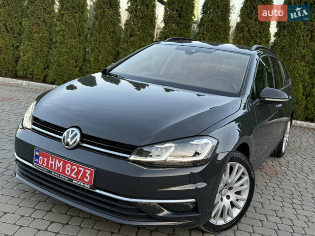 Серый Фольксваген Гольф, объемом двигателя 1.97 л и пробегом 208 тыс. км за 14999 $, фото 1 на Automoto.ua