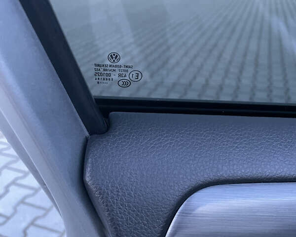 Сірий Фольксваген Гольф, об'ємом двигуна 1.6 л та пробігом 274 тис. км за 12500 $, фото 42 на Automoto.ua