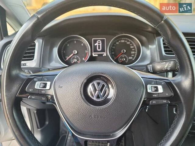 Серый Фольксваген Гольф, объемом двигателя 1.6 л и пробегом 161 тыс. км за 14500 $, фото 19 на Automoto.ua