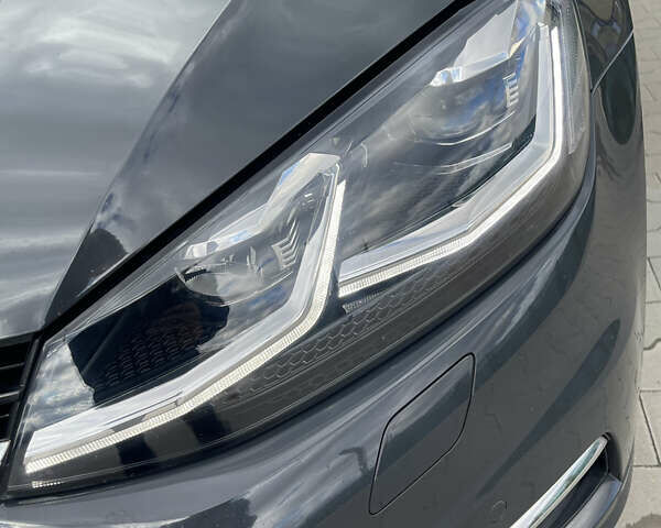 Серый Фольксваген Гольф, объемом двигателя 2 л и пробегом 260 тыс. км за 15550 $, фото 11 на Automoto.ua