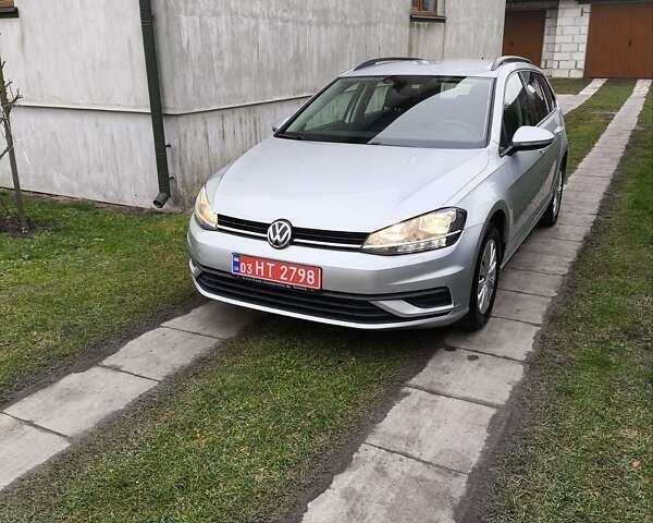 Серый Фольксваген Гольф, объемом двигателя 1.6 л и пробегом 198 тыс. км за 10800 $, фото 8 на Automoto.ua