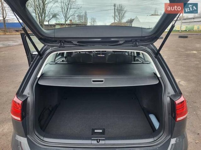 Сірий Фольксваген Гольф, об'ємом двигуна 1.6 л та пробігом 291 тис. км за 10900 $, фото 12 на Automoto.ua