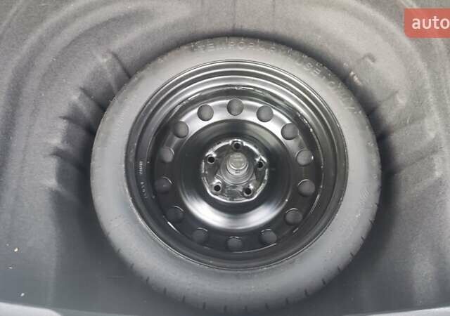 Сірий Фольксваген Гольф, об'ємом двигуна 1.6 л та пробігом 179 тис. км за 14199 $, фото 14 на Automoto.ua