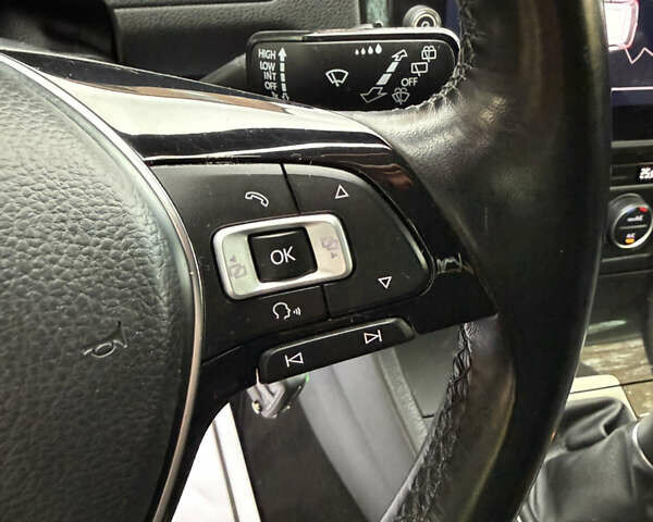 Фольксваген Гольф 2018 в Хмельницком на Automoto.ua Серый Фольксваген Гольф, объемом двигателя 1.6 л и пробегом 139 тыс. км за 13900 $, фото 29 на Automoto.ua