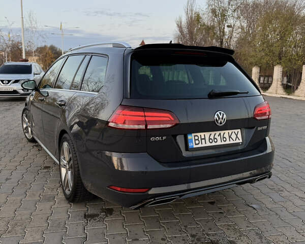 Серый Фольксваген Гольф, объемом двигателя 1.97 л и пробегом 218 тыс. км за 18200 $, фото 10 на Automoto.ua