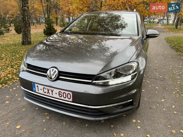 Фольксваген Гольф 2018 в Хмельницком на Automoto.ua Серый Фольксваген Гольф, объемом двигателя 1.6 л и пробегом 139 тыс. км за 13900 $, фото 4 на Automoto.ua