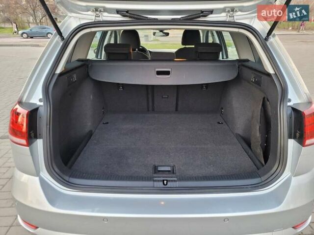 Серый Фольксваген Гольф, объемом двигателя 1.6 л и пробегом 161 тыс. км за 13900 $, фото 19 на Automoto.ua