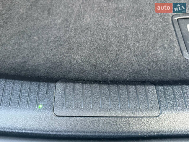 Серый Фольксваген Гольф, объемом двигателя 1.97 л и пробегом 208 тыс. км за 14999 $, фото 47 на Automoto.ua