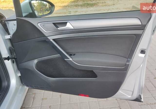 Сірий Фольксваген Гольф, об'ємом двигуна 1.6 л та пробігом 179 тис. км за 14199 $, фото 23 на Automoto.ua