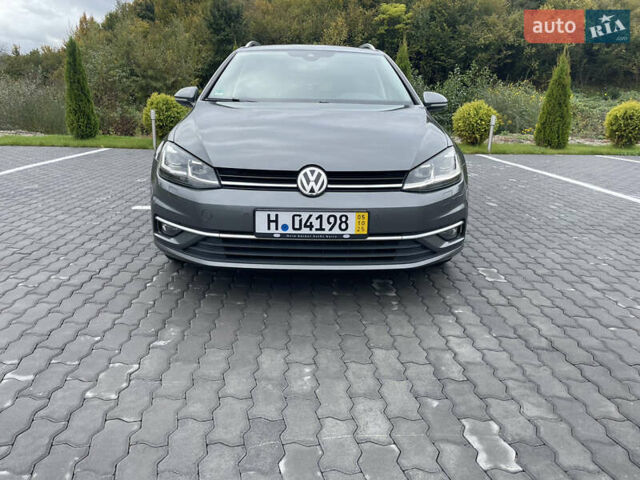 Сірий Фольксваген Гольф, об'ємом двигуна 2 л та пробігом 286 тис. км за 15400 $, фото 2 на Automoto.ua