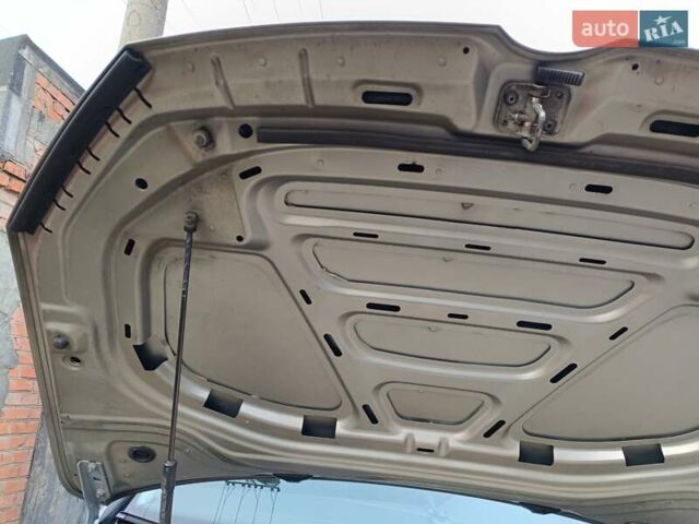 Сірий Фольксваген Гольф, об'ємом двигуна 1.6 л та пробігом 228 тис. км за 15100 $, фото 24 на Automoto.ua