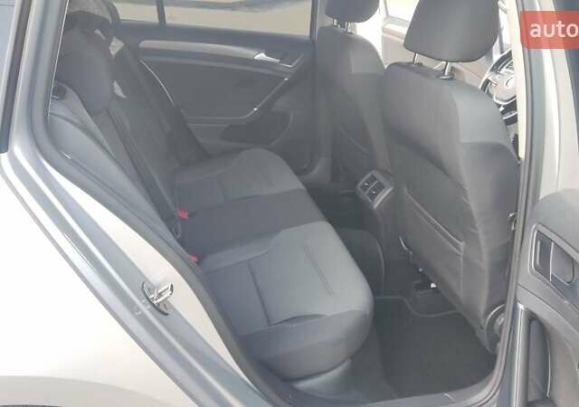 Сірий Фольксваген Гольф, об'ємом двигуна 1.6 л та пробігом 179 тис. км за 14199 $, фото 15 на Automoto.ua